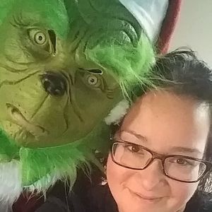 Meet your Posher, Raquel